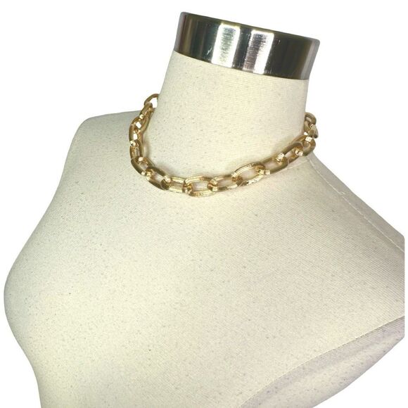AllSaints Textured Chain Link Toggle Necklace - 17” - Picture 4 of 9
